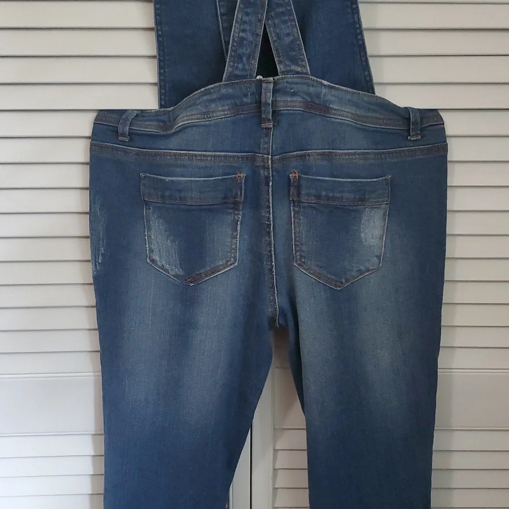 Denim Overalls W/ Rose Gold Hardware. - Picture 6 of 10